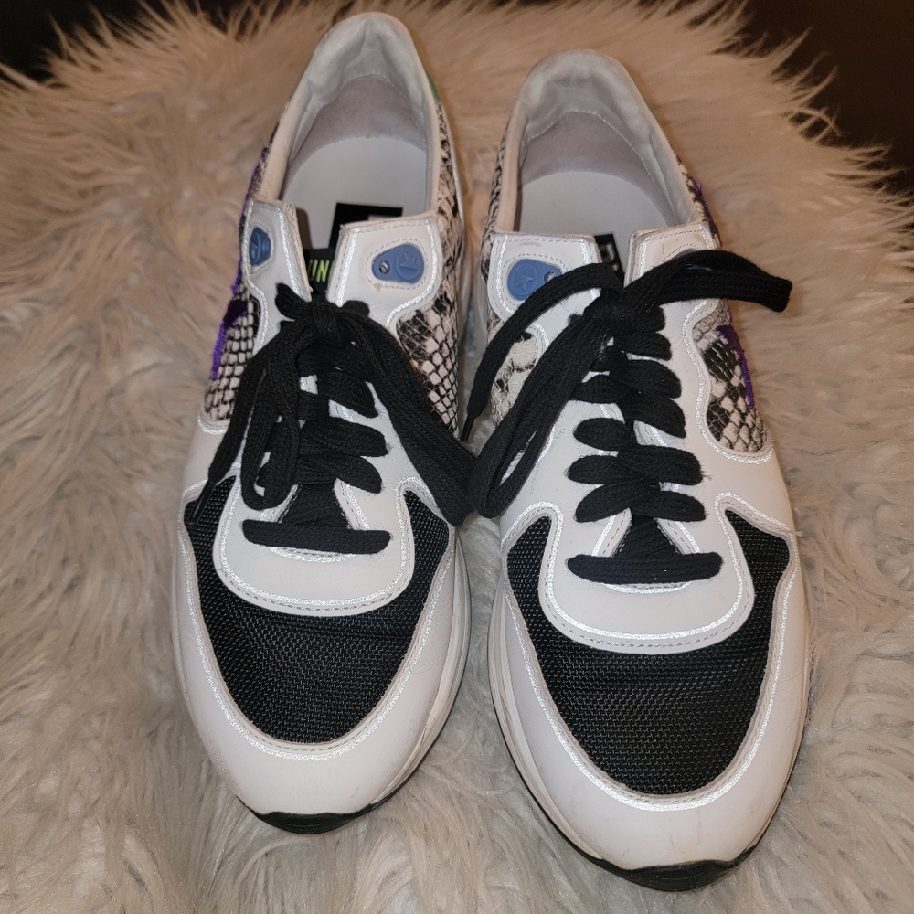 Golden Goose